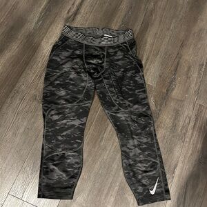 Nike Men’s Black Camo Leggings